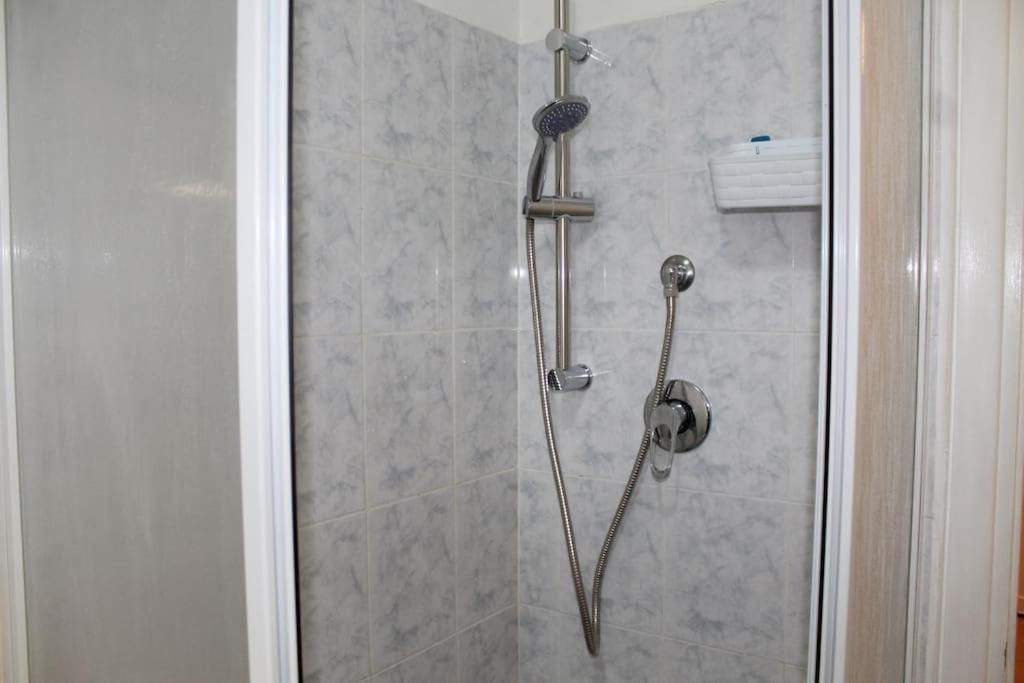 Apartamento Vicino Metro A 10 Minuti Dal Colosseo Roma