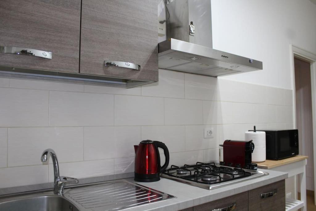 Apartamento Vicino Metro A 10 Minuti Dal Colosseo Roma